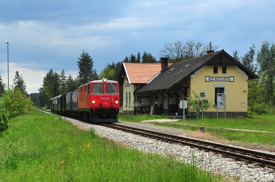 NÖVOG V12 60 Jahre Diesellok 2095 (1)